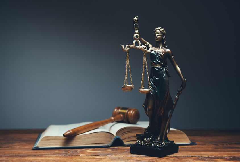 تحصیل مال نامشروع