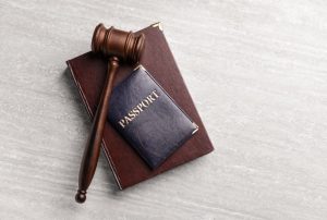 وکیل اتباع خارجی چیست و چه کار هایی انجام میدهد؟